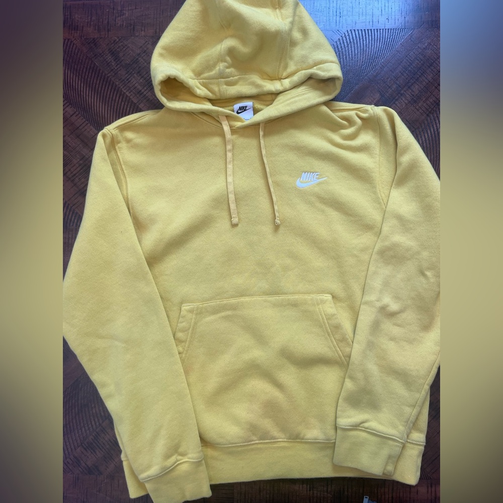Men’s Nike Club Fleece Hoodie Sweatshirt